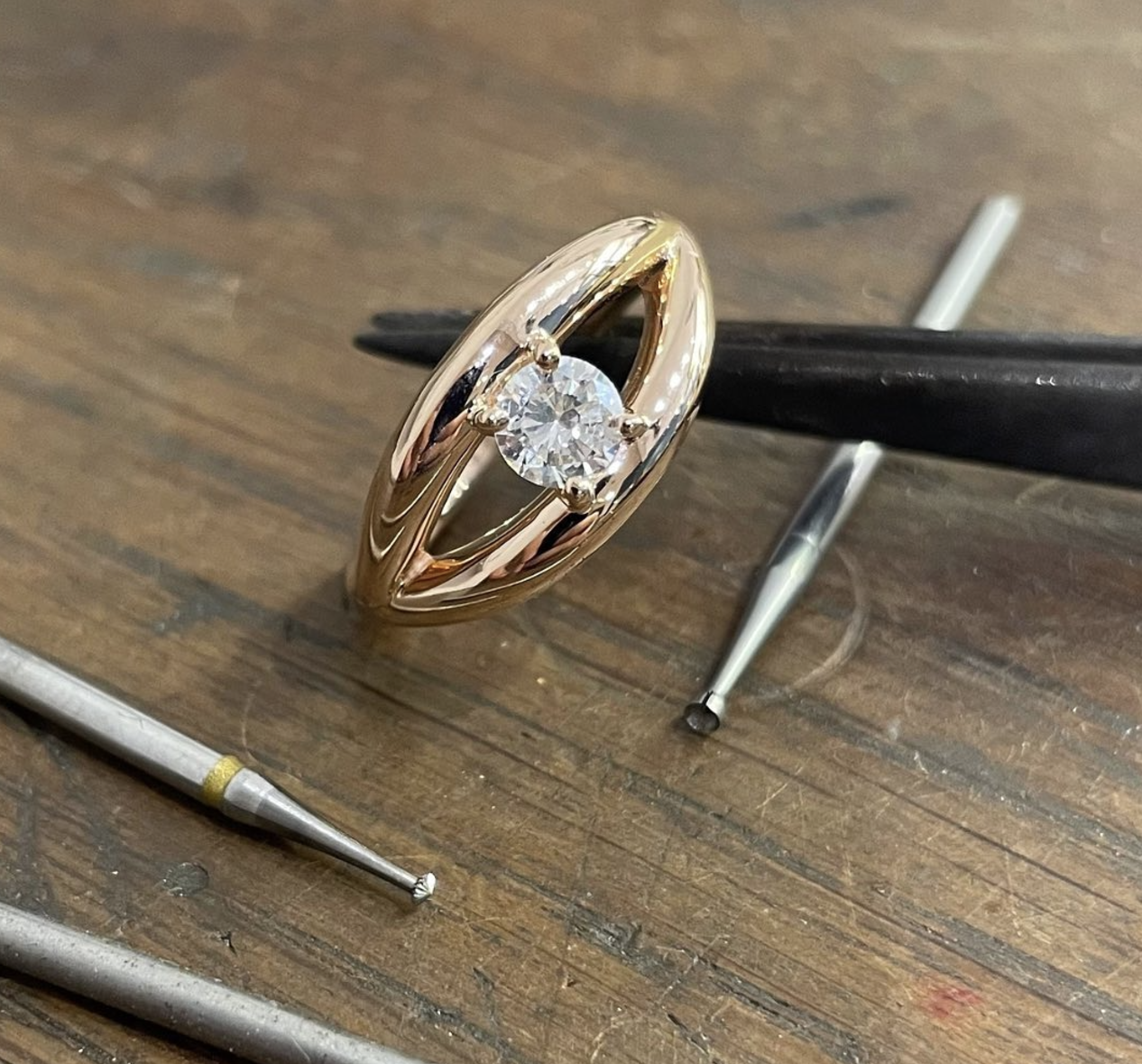 Bague Or jaune, solitaire